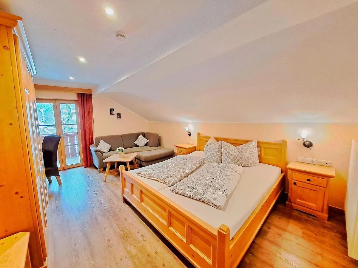 Guest house Pension Carina Fussen